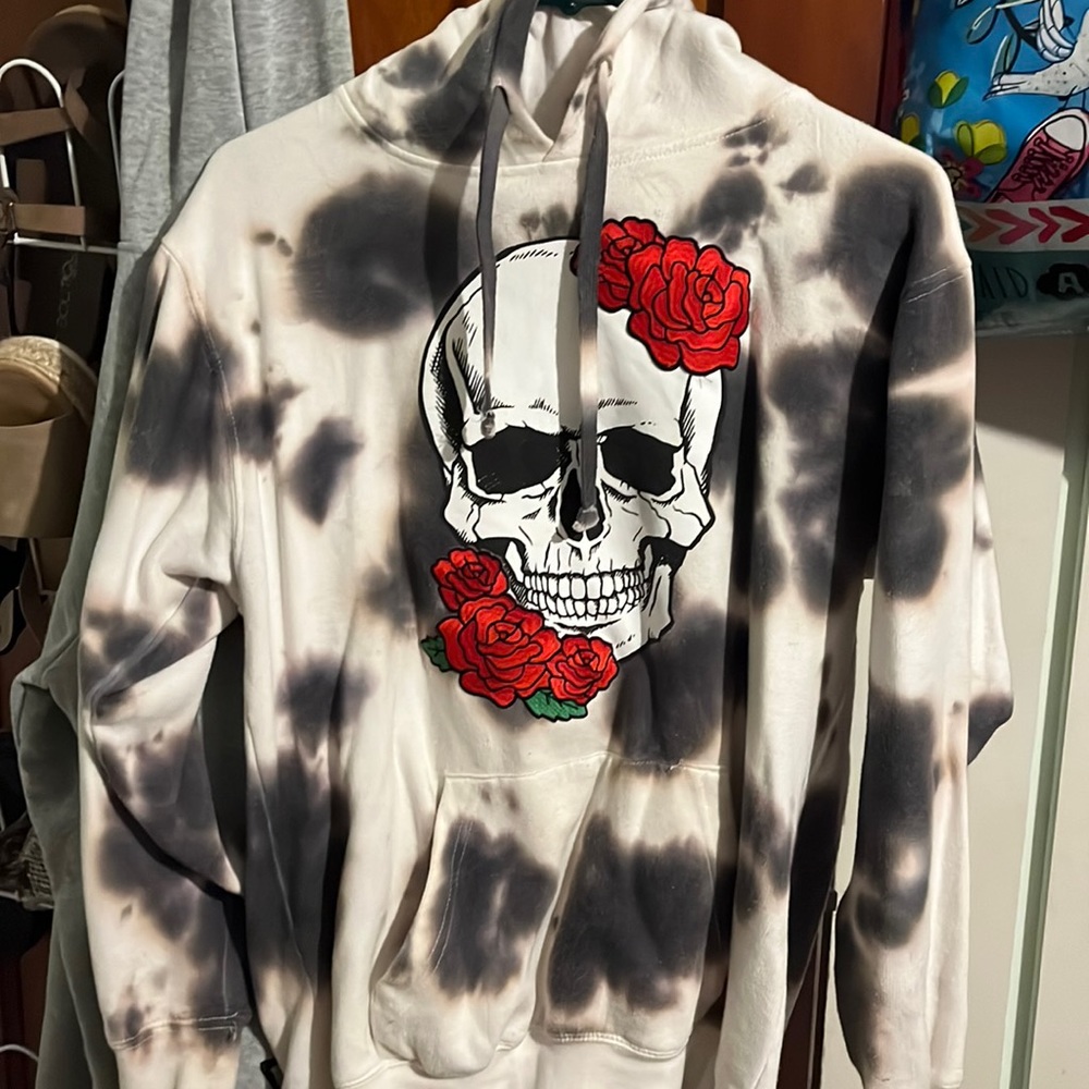 Skull hoodie